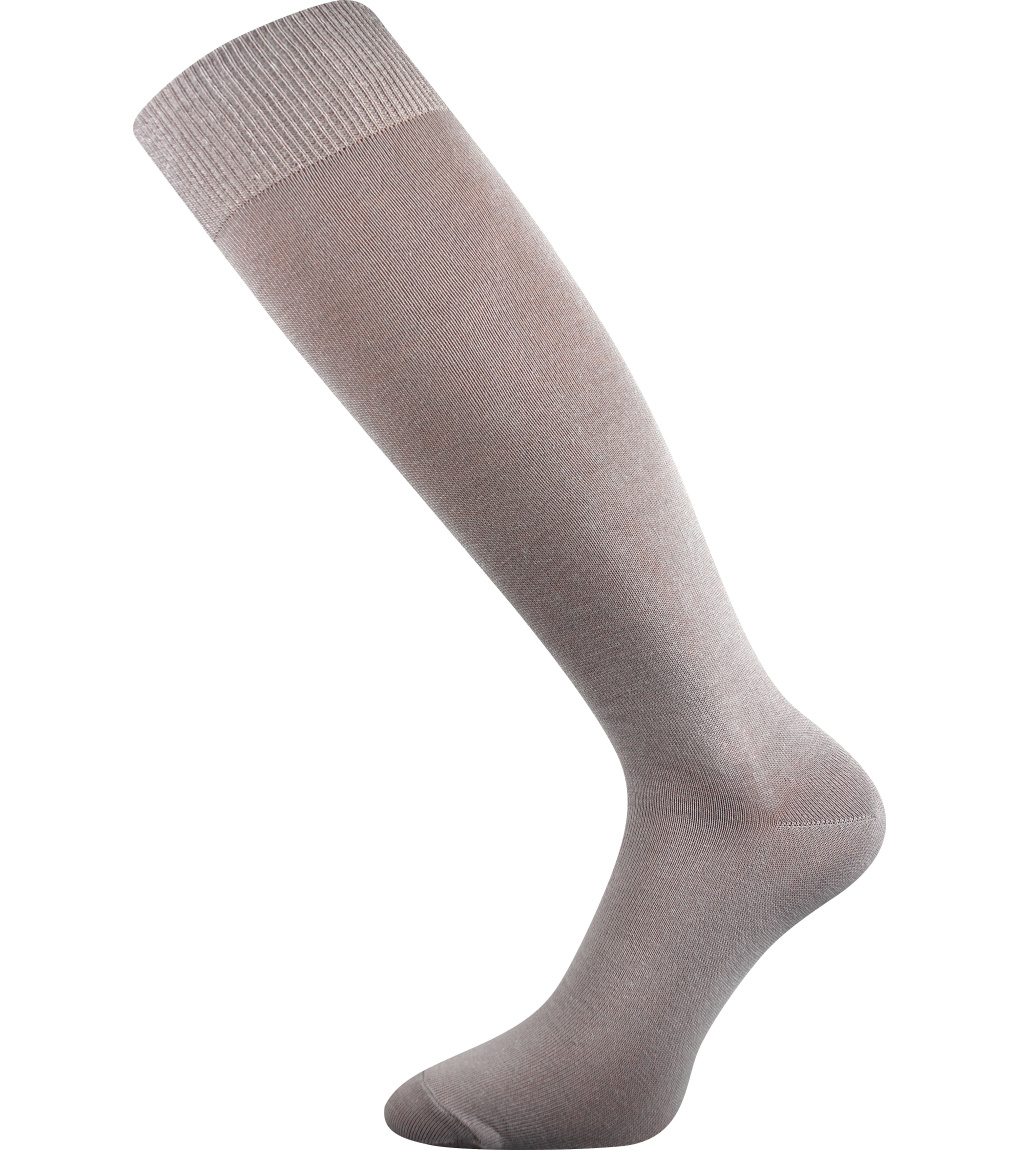 světle šedá - jasnoszary