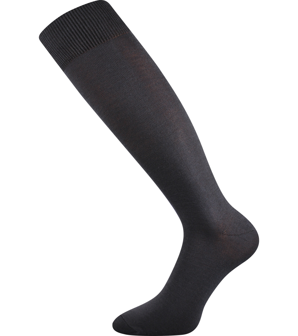 tmavě šedá - ciemno szary