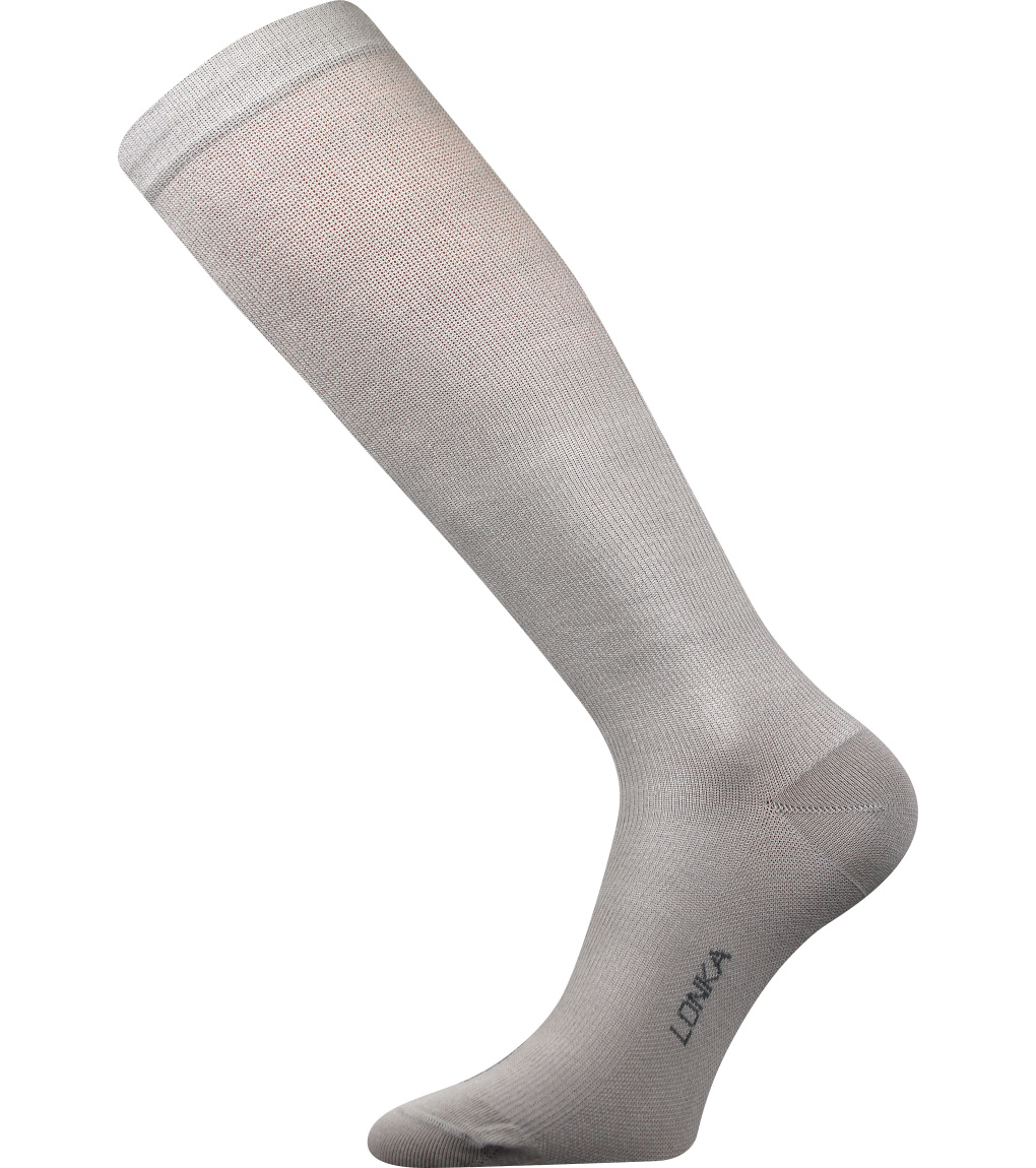 světle šedá - jasnoszary