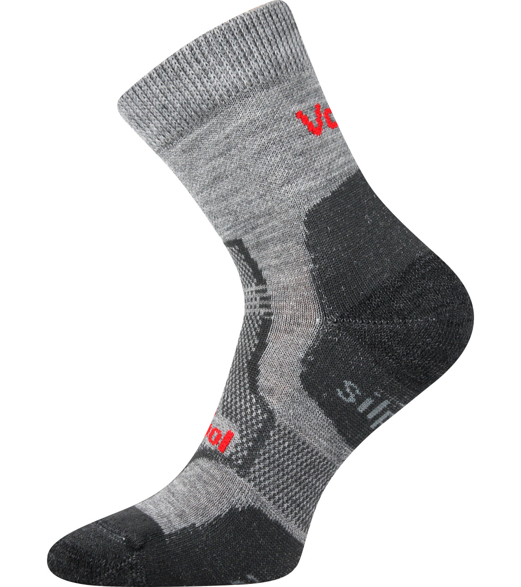 světle šedá - jasnoszary