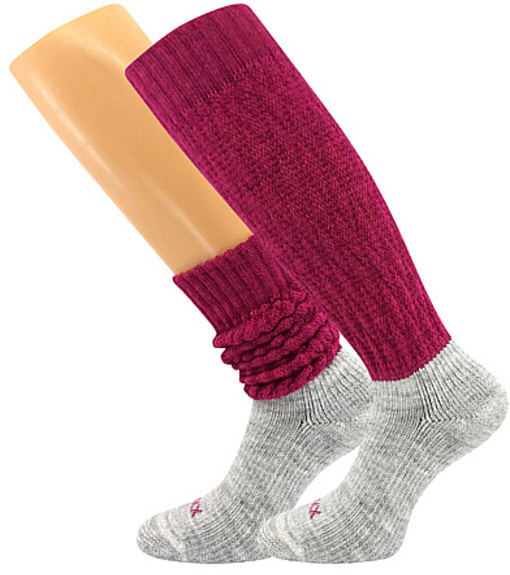 tmavě růžová - ciemno różowy