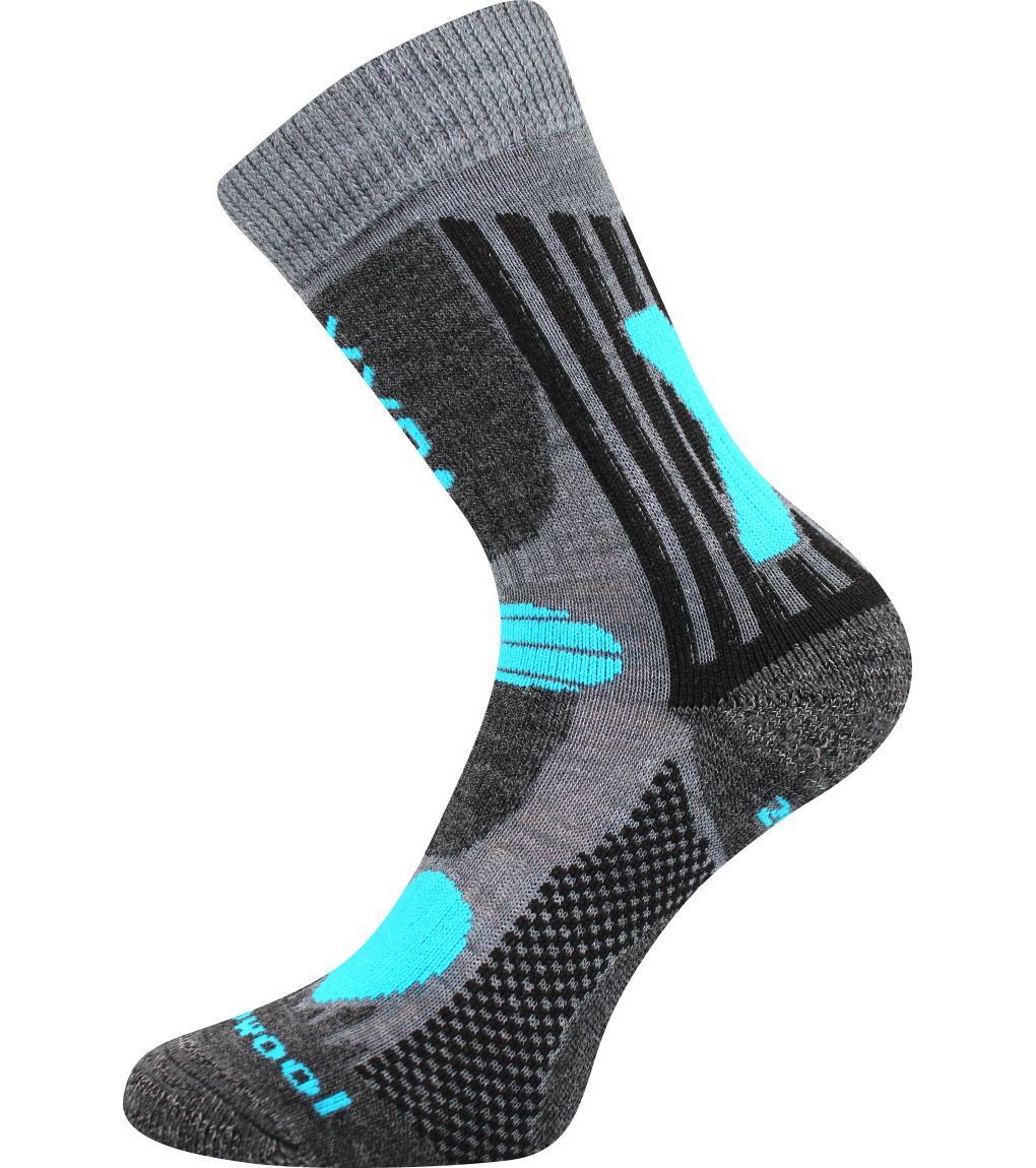 světle šedá - jasnoszary